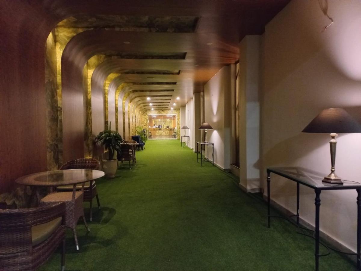 Hotel Oban Lahore Exterior foto
