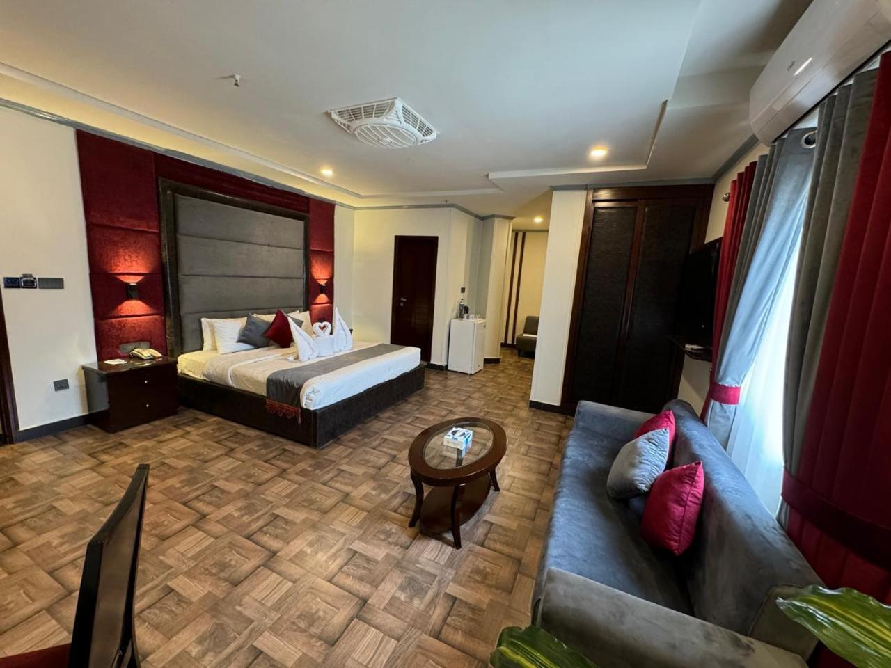 Hotel Oban Lahore Exterior foto